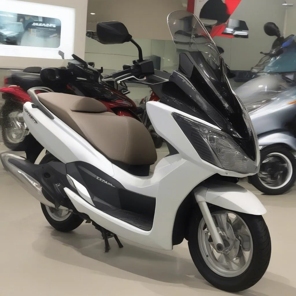 Honda SH 160i giá 2023